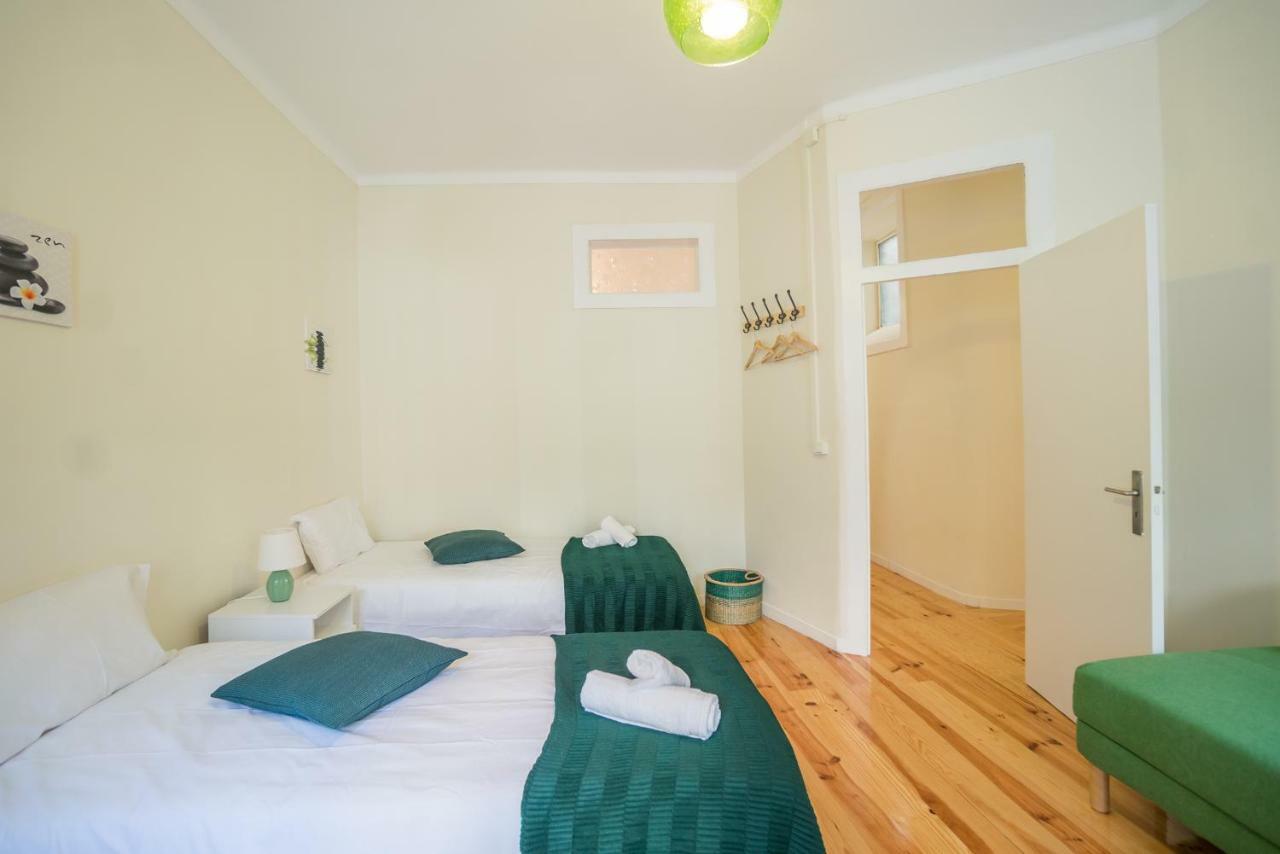 Mouraria 2 Bedroom Apartment ลิสบอน ภายนอก รูปภาพ